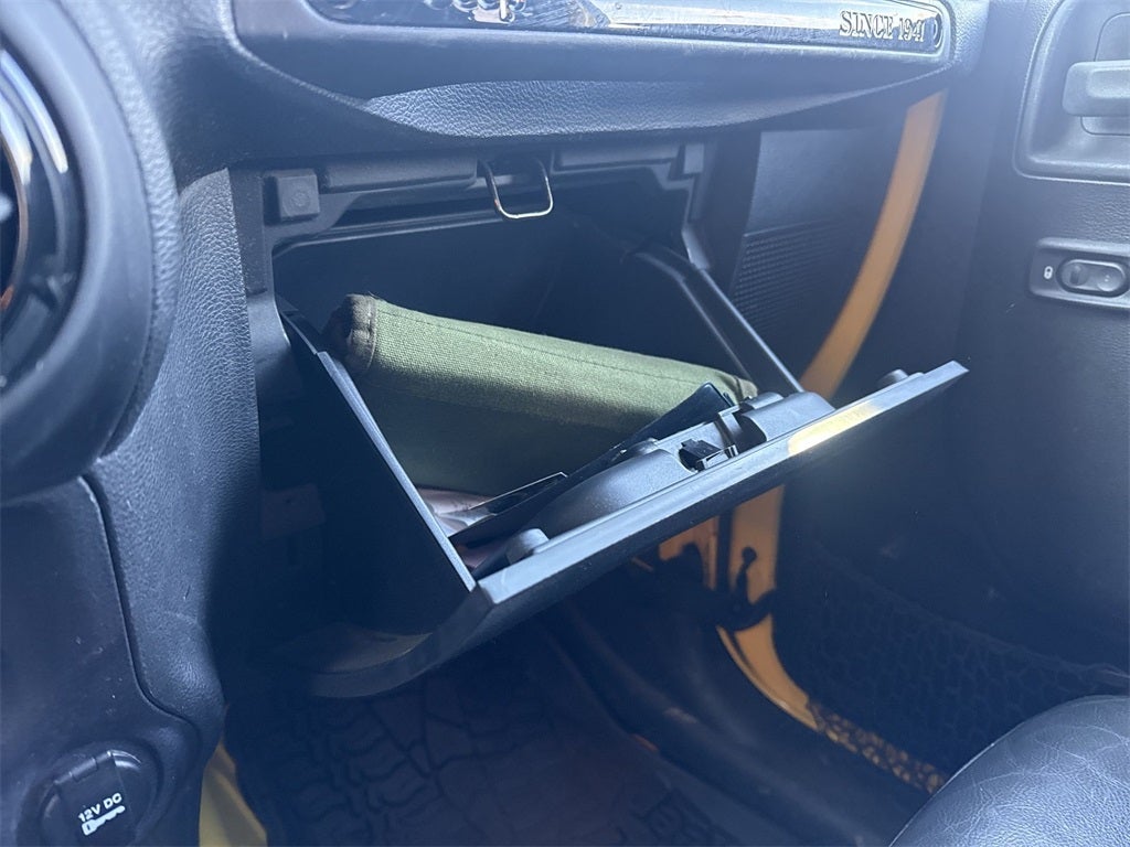 2015 Jeep Wrangler Unlimited Sahara Altitude