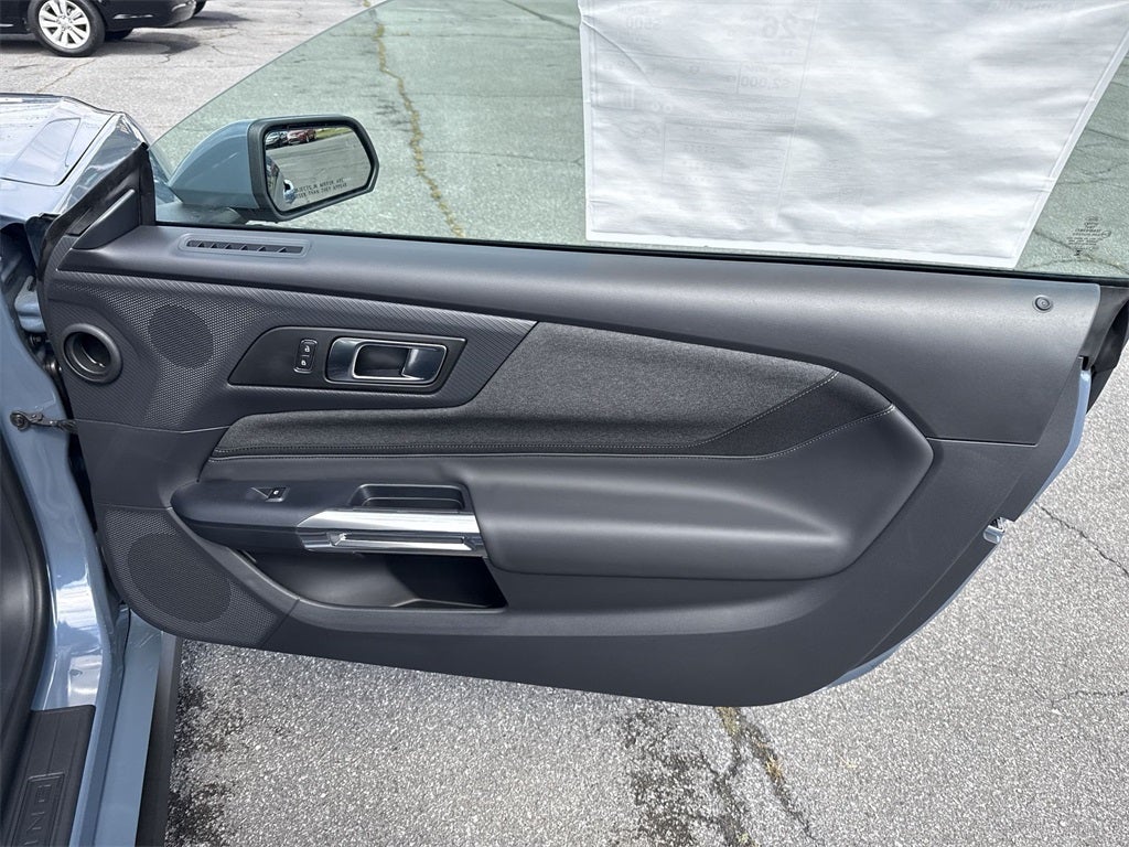 2025 Ford Mustang EcoBoost