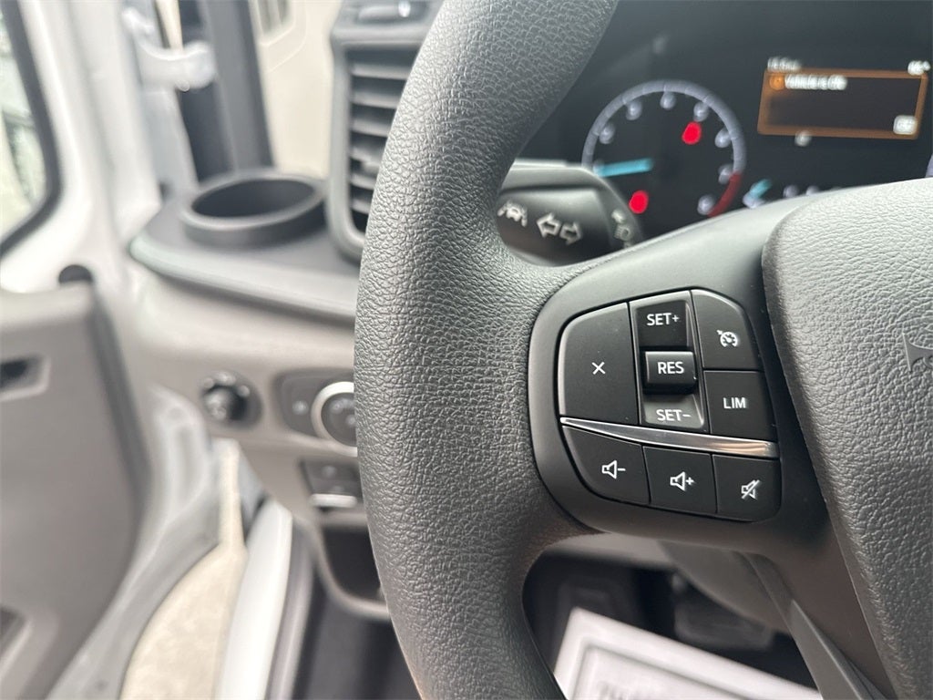 2025 Ford Transit-350 XL