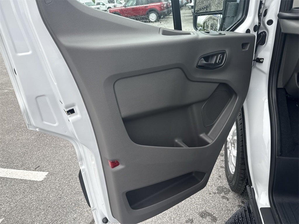 2025 Ford Transit-350 XL