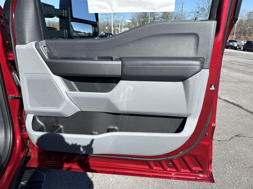 2026 Ford F-350SD XLT DRW