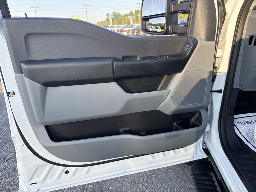 2026 Ford F-550SD XL DRW