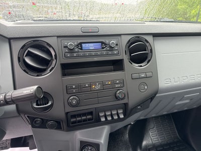 2027 Ford F-750SD Base