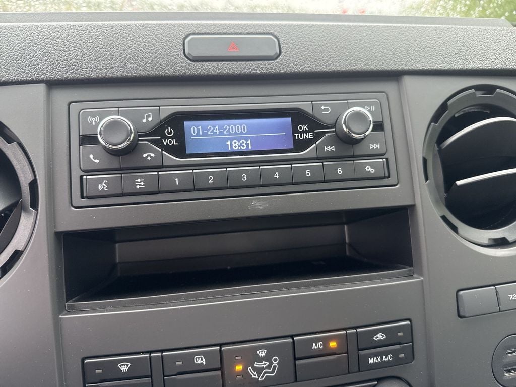 2027 Ford F-750SD Base