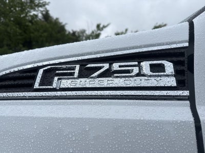 2027 Ford F-750SD Base