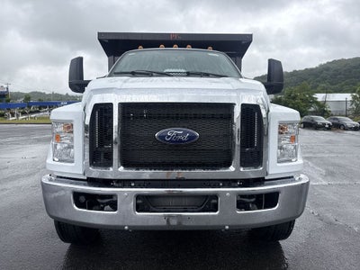 2027 Ford F-750SD Base
