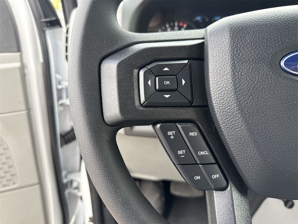 2026 Ford E-450SD Base DRW