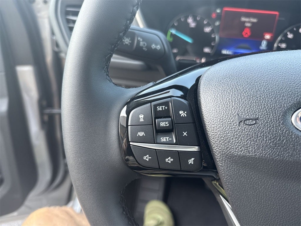 2022 Ford Escape SE Hybrid