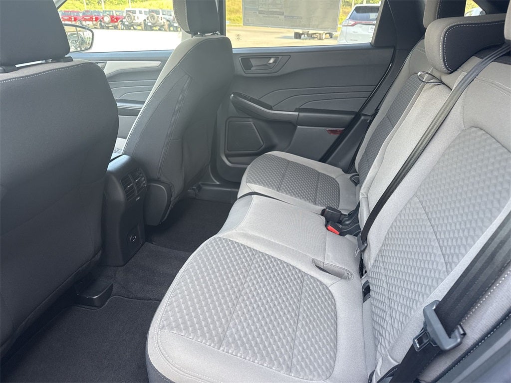 2022 Ford Escape SE Hybrid