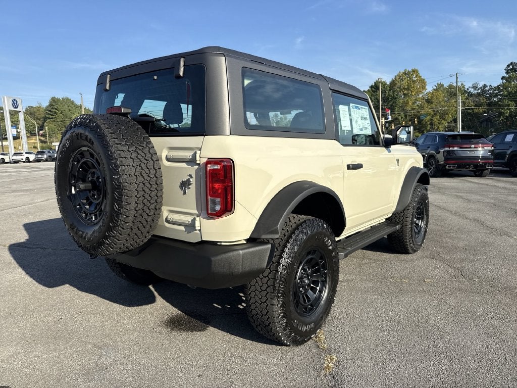 2026 Ford Bronco Base