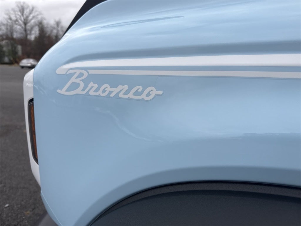 2025 Ford Bronco Heritage Edition