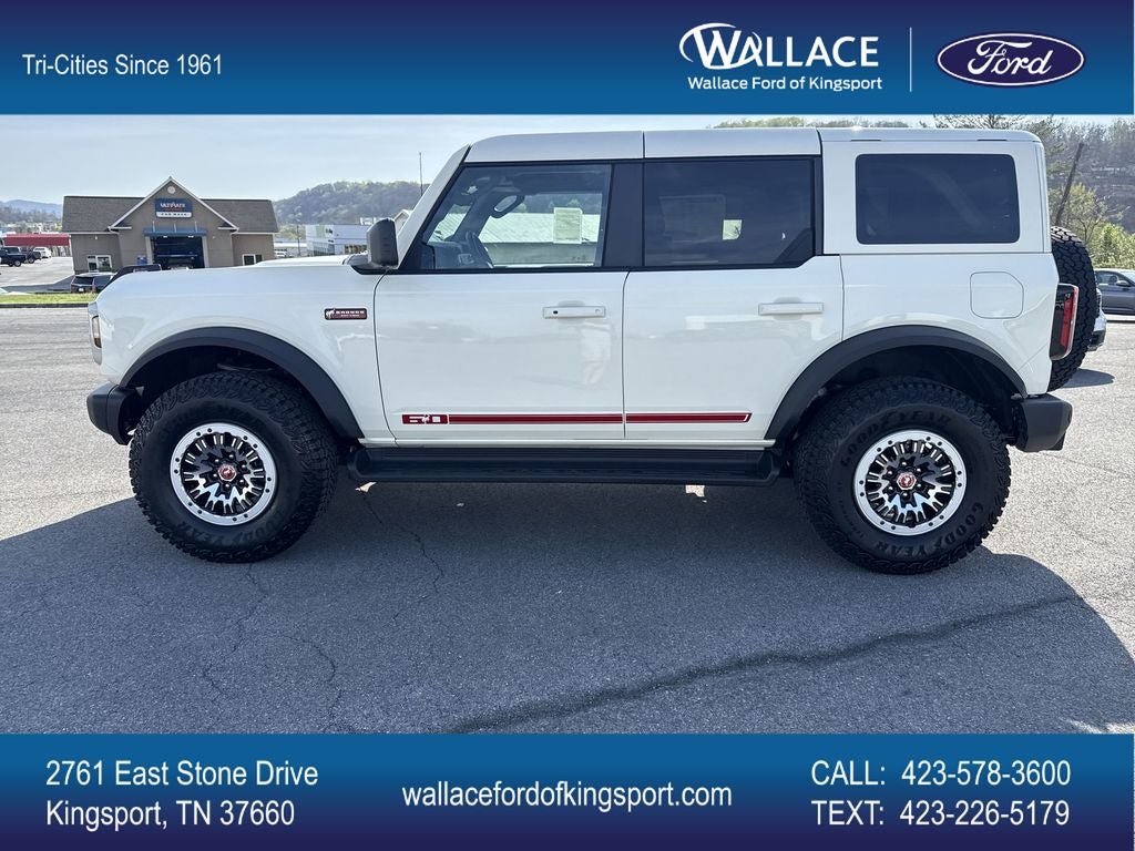 2026 Ford Bronco Outer Banks