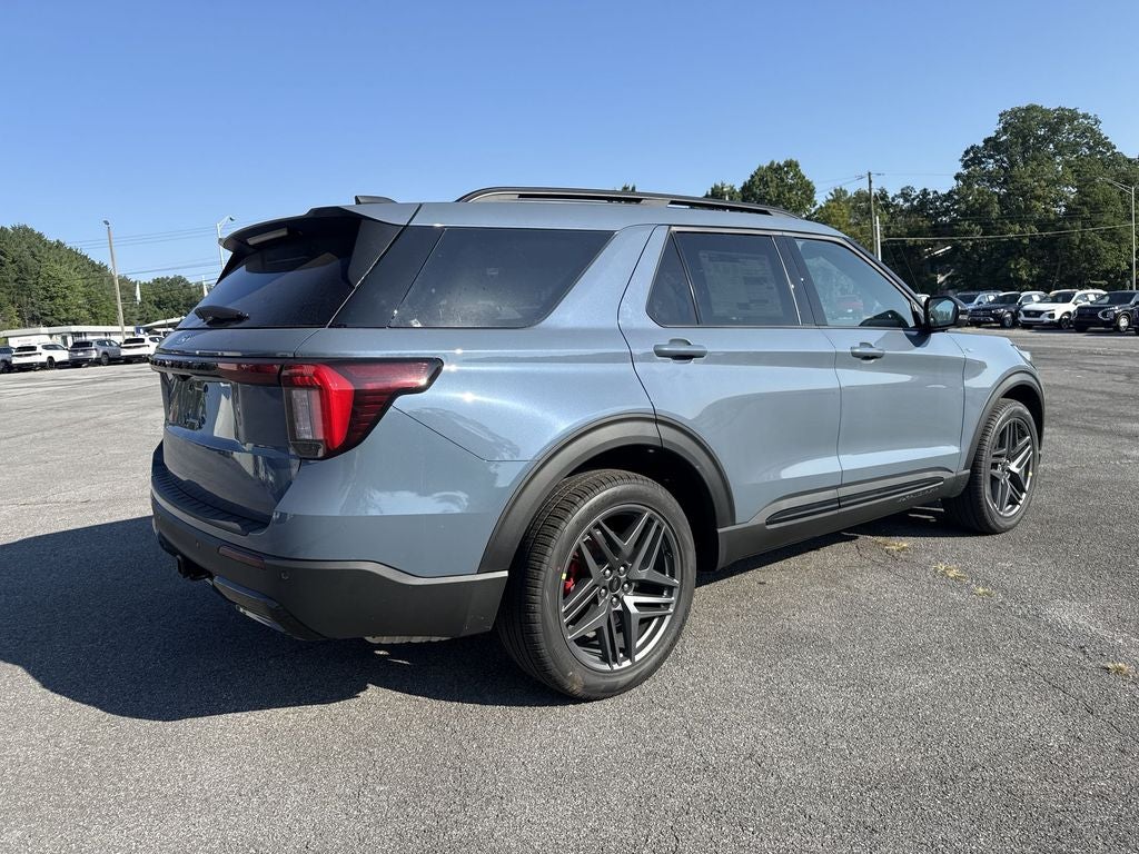 2027 Ford Explorer ST-Line