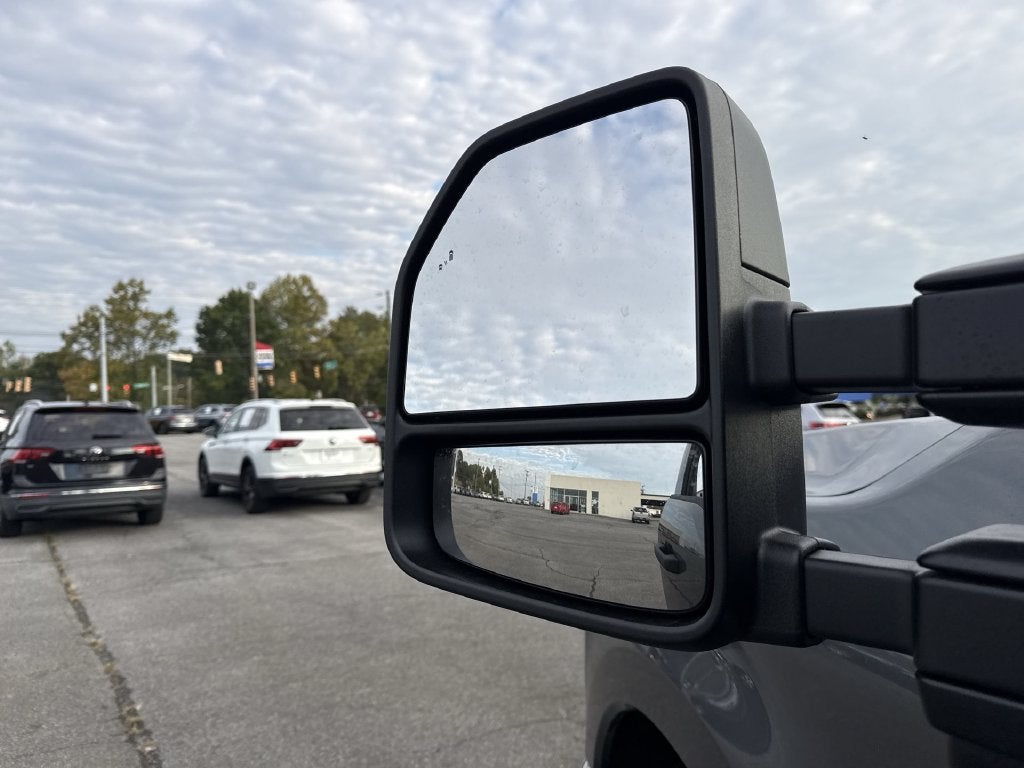 2027 Ford F-250SD XLT