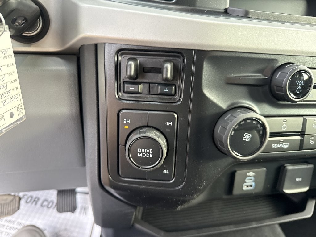 2027 Ford F-250SD XLT