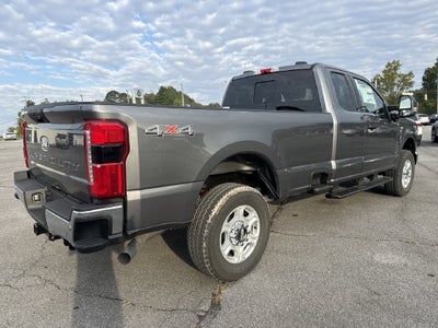 2027 Ford F-250SD XLT