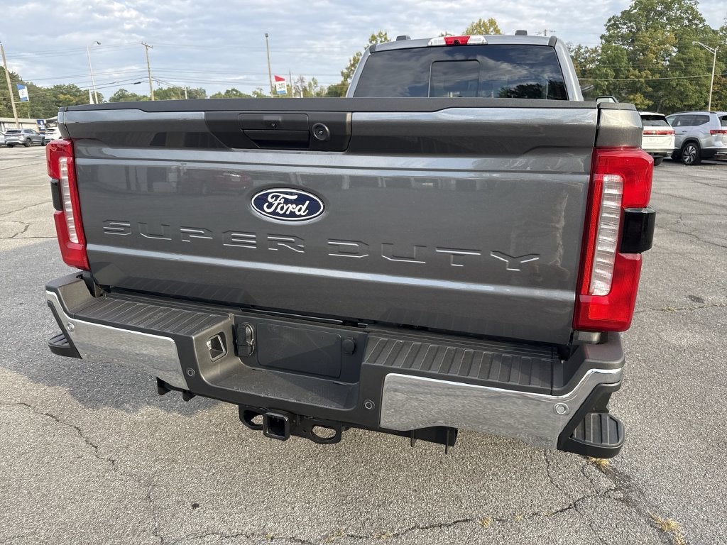 2027 Ford F-250SD XLT