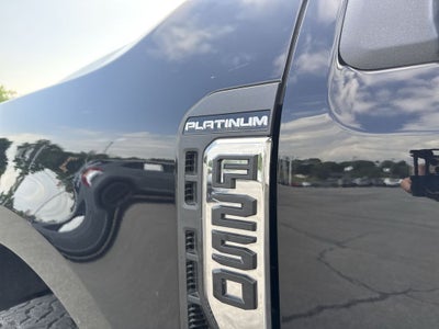 2024 Ford F-250SD Platinum