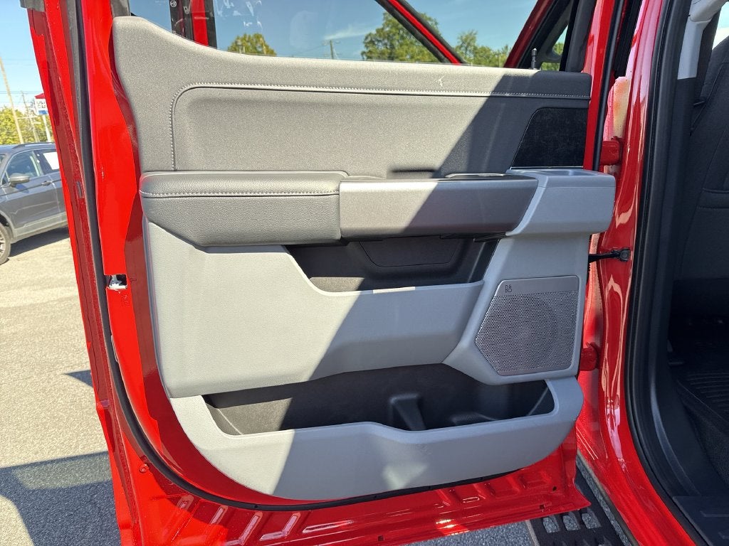 2027 Ford F-250SD XLT