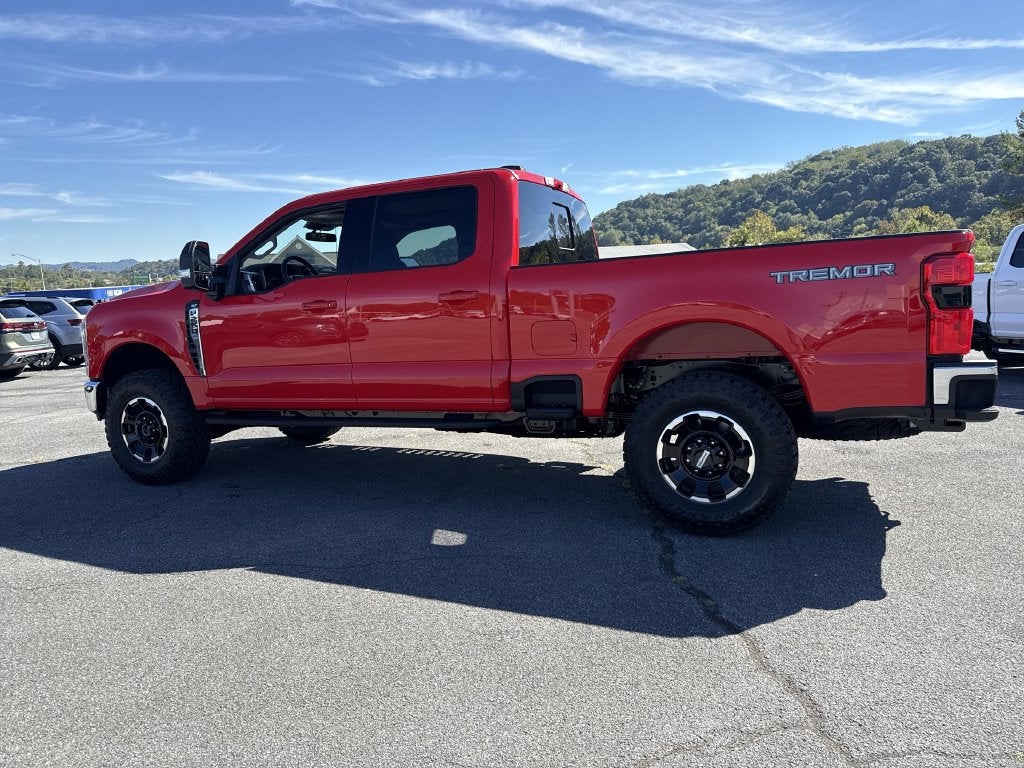 2027 Ford F-250SD XLT