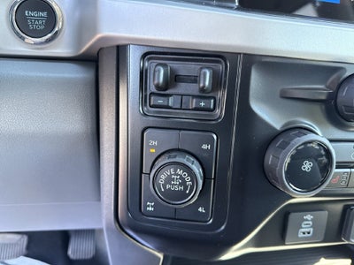 2027 Ford F-250SD XLT