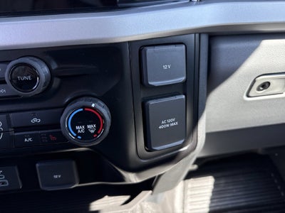 2027 Ford F-250SD XLT