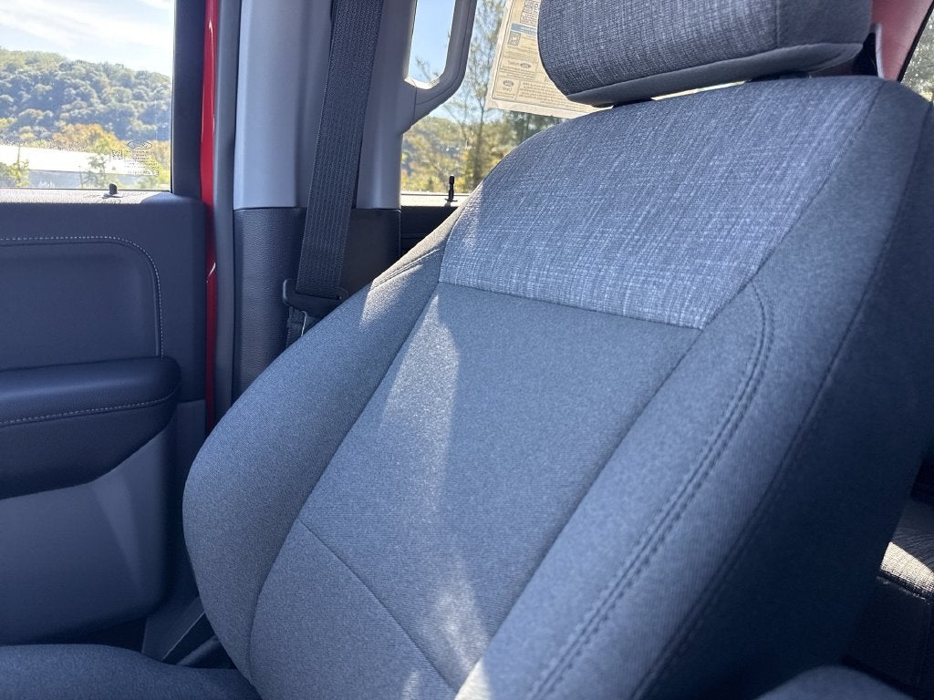 2027 Ford F-250SD XLT