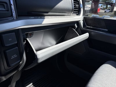 2027 Ford F-250SD XLT