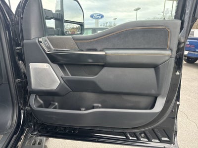 2024 Ford F-350SD Platinum