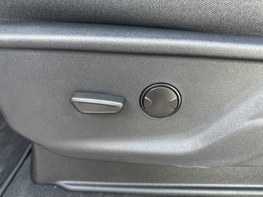 2027 Ford F-350SD XLT DRW