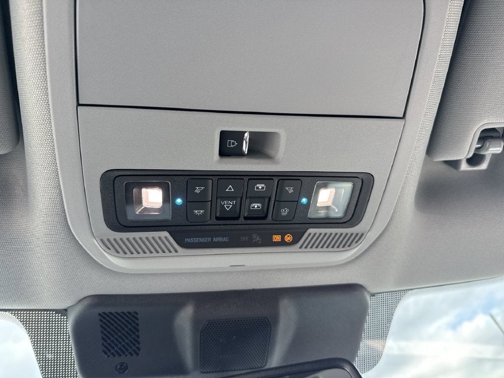 2027 Ford F-350SD XLT DRW