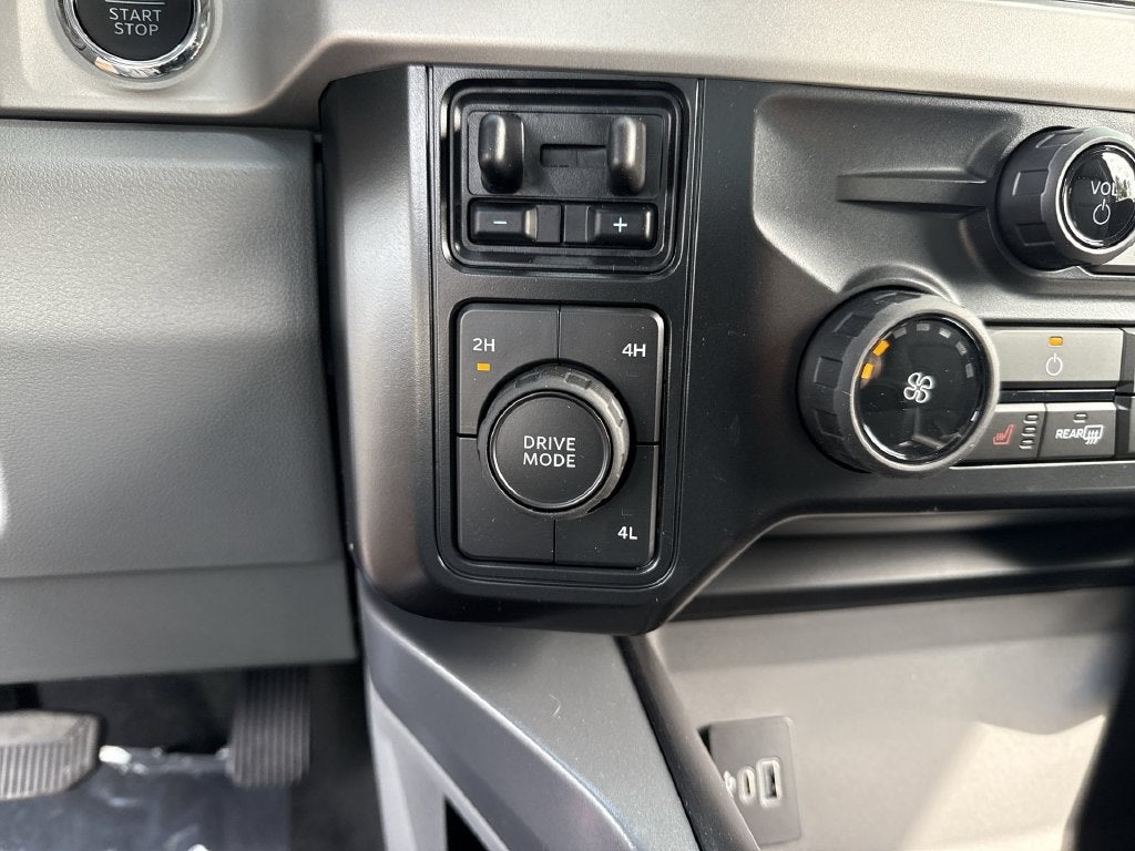 2027 Ford F-350SD XLT DRW