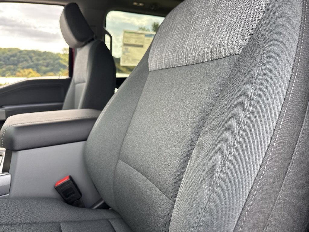 2027 Ford F-350SD XLT DRW
