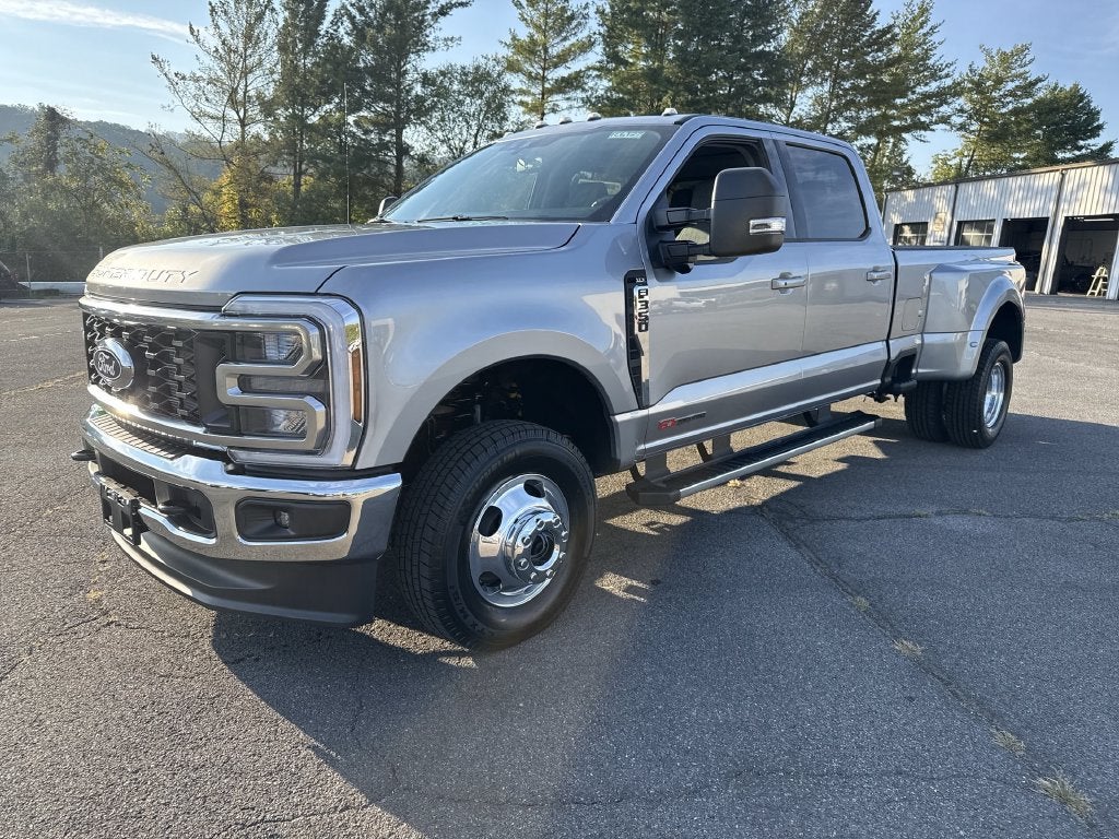 2027 Ford F-350SD XLT DRW