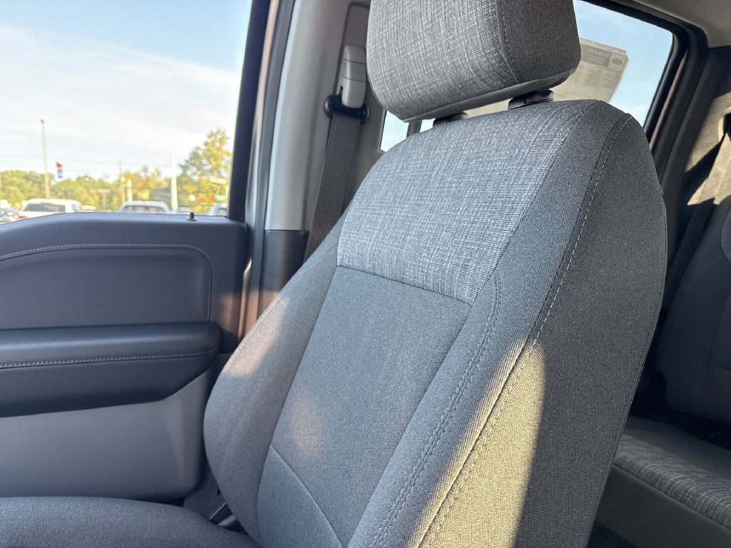 2027 Ford F-350SD XLT DRW
