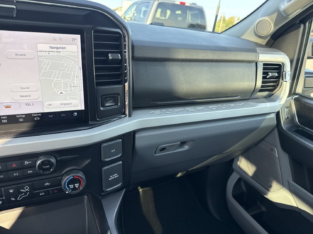 2027 Ford F-350SD XLT DRW