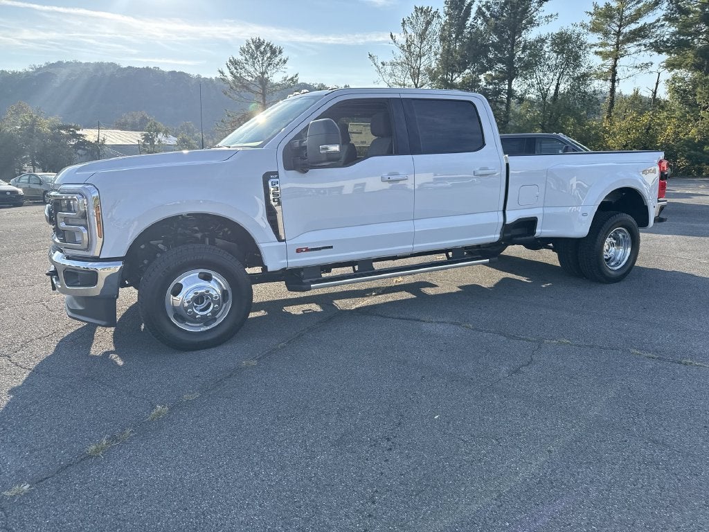2027 Ford F-350SD XLT DRW