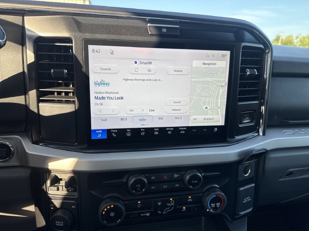 2027 Ford F-350SD XLT DRW