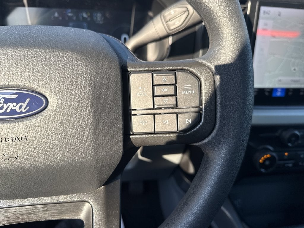 2027 Ford F-350SD XLT DRW