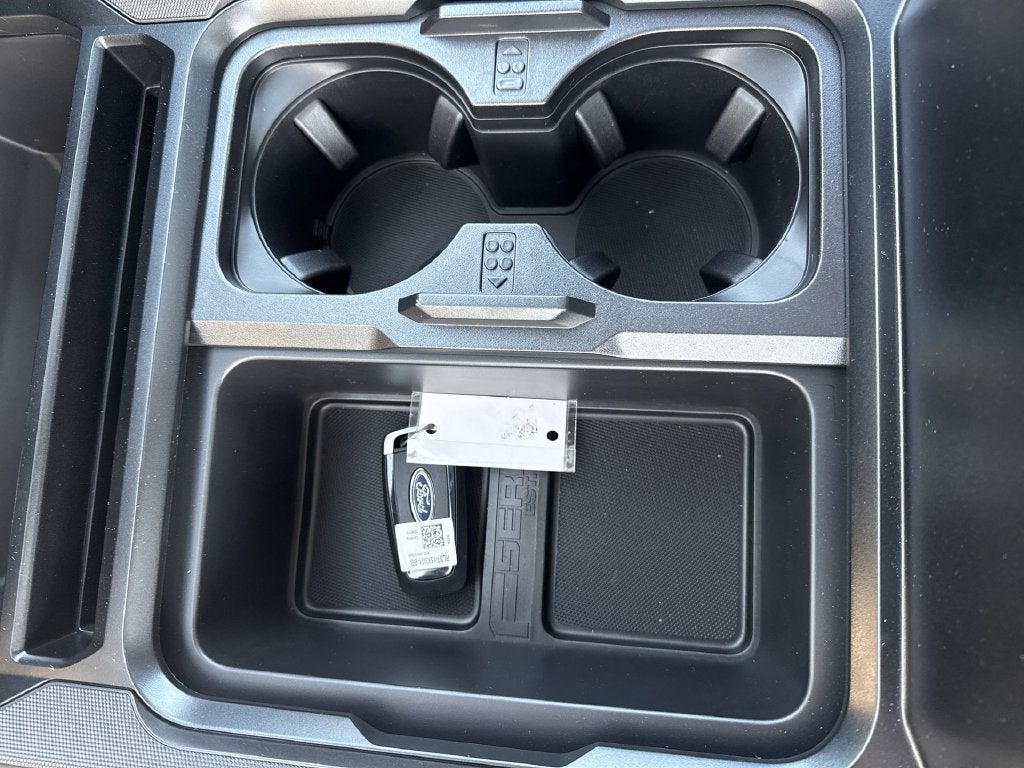 2027 Ford F-350SD XLT DRW