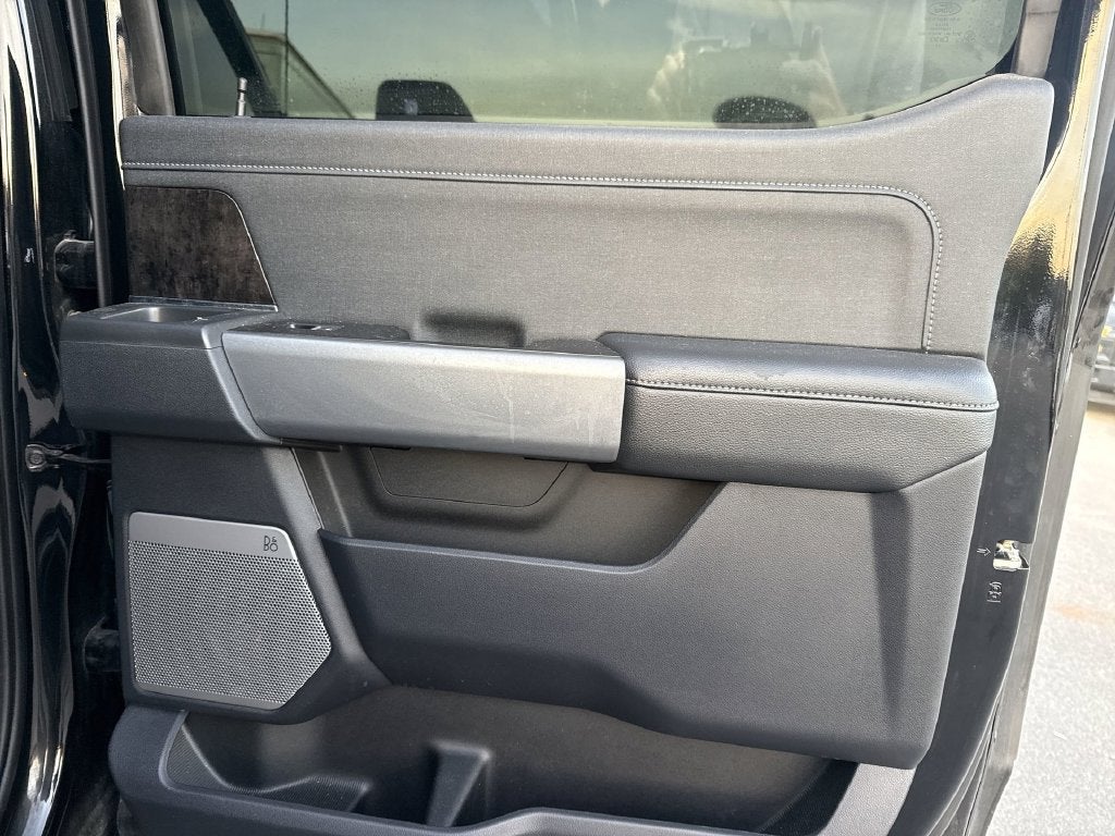 2023 Ford F-350SD Lariat DRW
