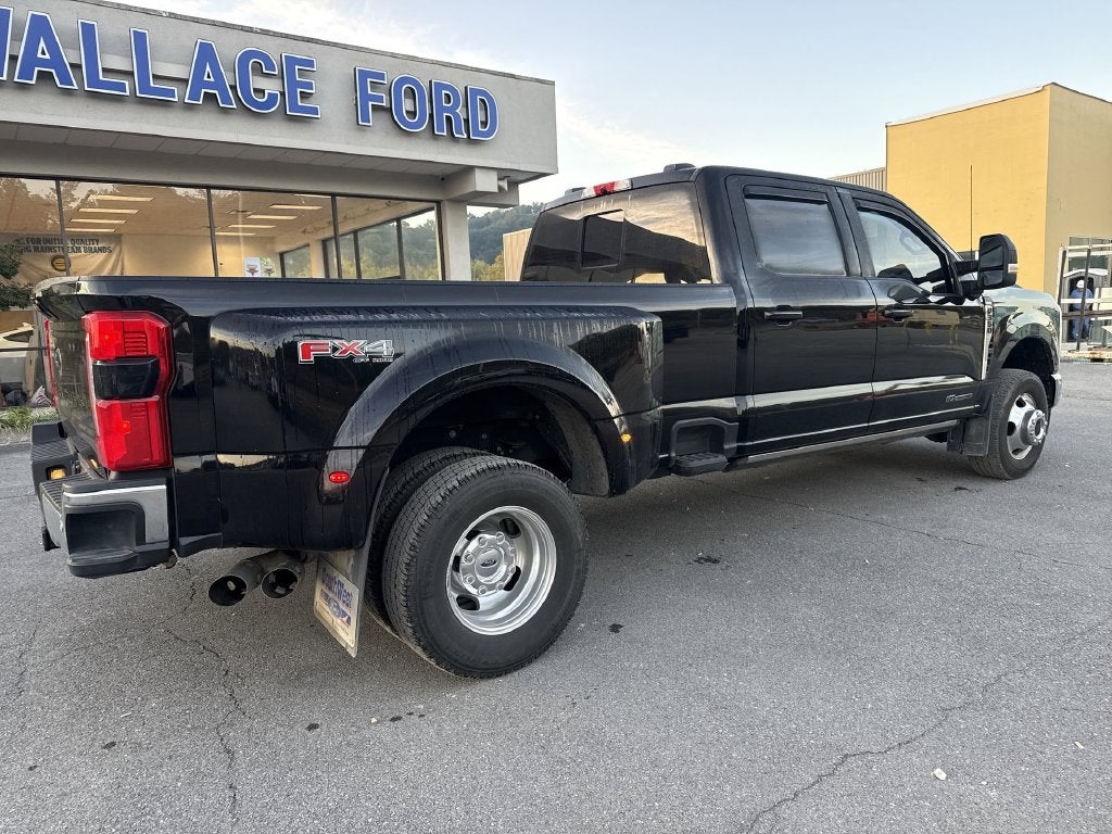 2023 Ford F-350SD Lariat DRW