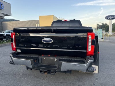 2023 Ford F-350SD Lariat DRW