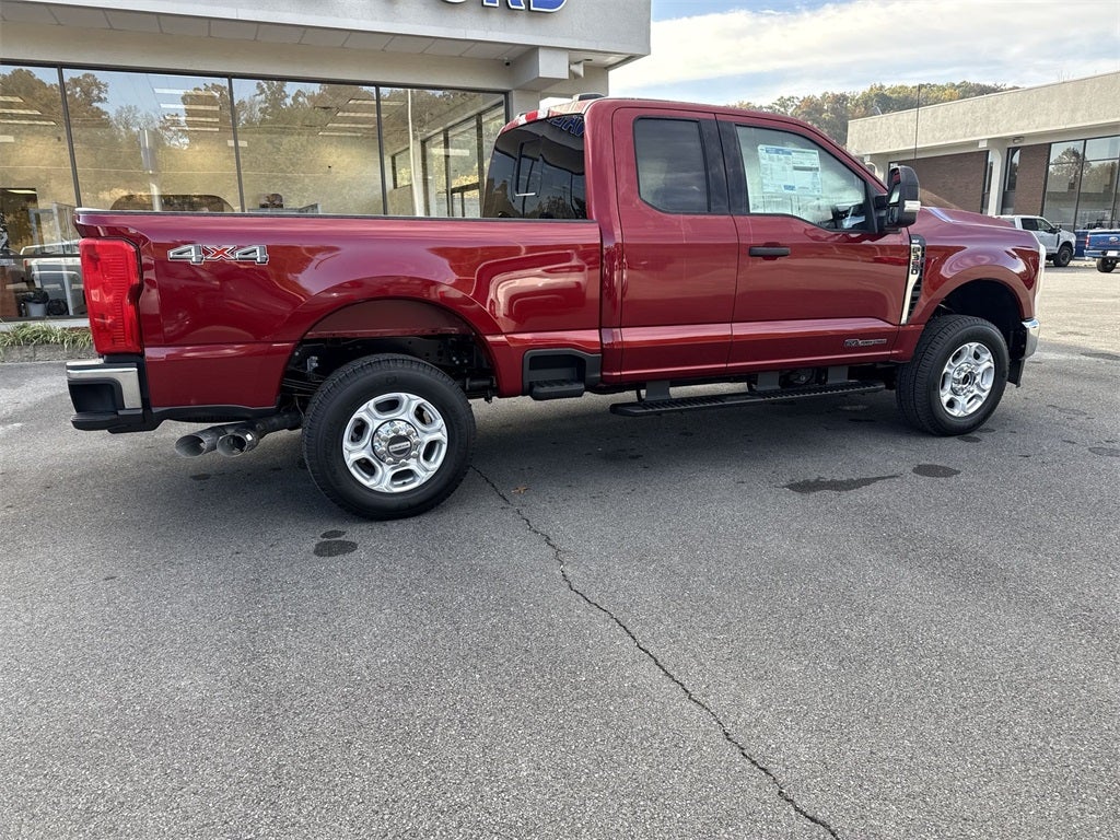 2026 Ford F-350SD XLT