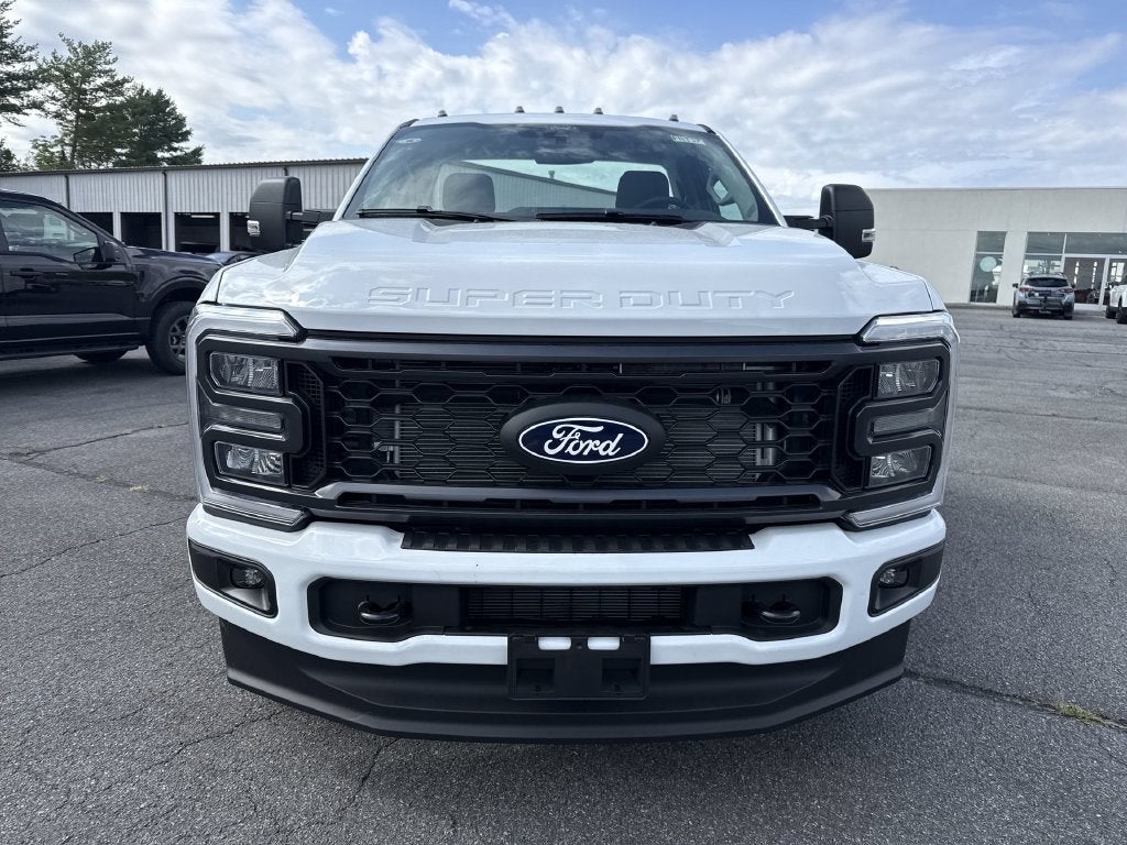 2027 Ford F-350SD XL DRW