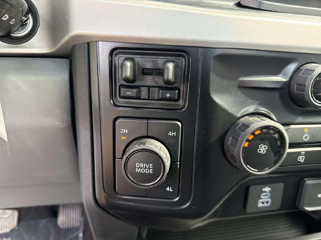 2027 Ford F-350SD XL DRW