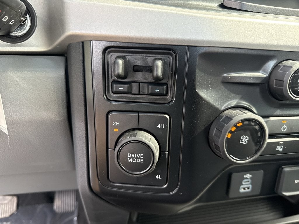 2027 Ford F-350SD XL DRW