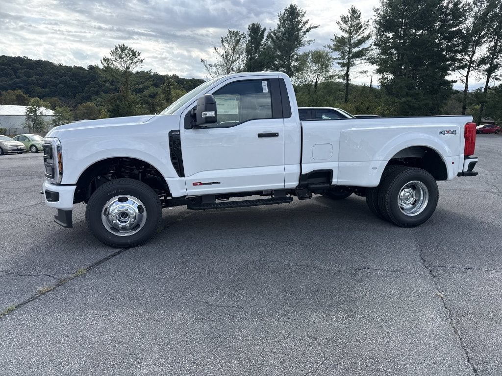 2027 Ford F-350SD XL DRW