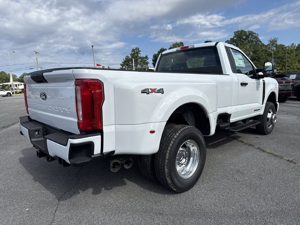2027 Ford F-350SD XL DRW