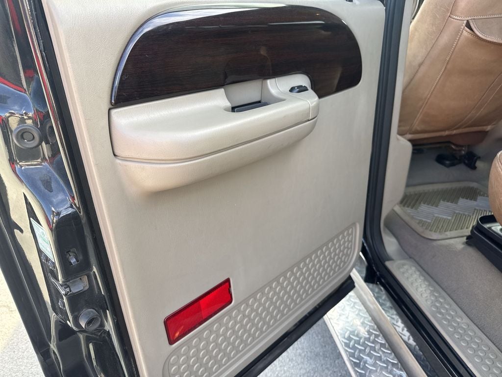 2006 Ford F-350SD King Ranch DRW